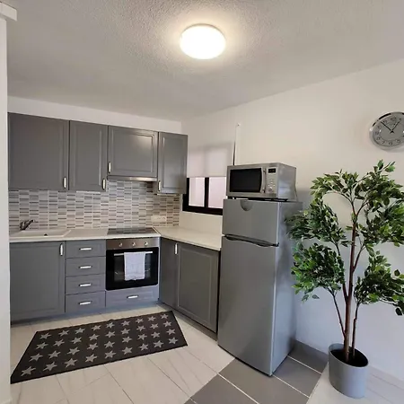 Apartamento Ocean Retreat With Terrace And Tennis *